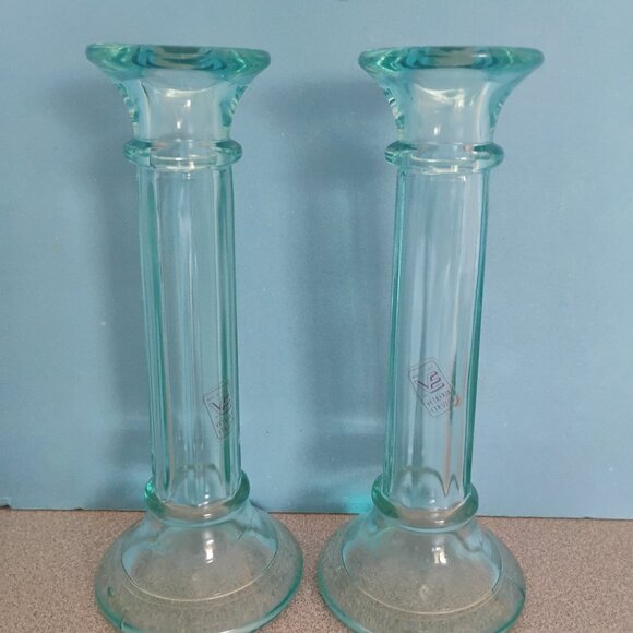 Vetraria Etrusca Recycled Glass Set of 2 Candlesticks, Bottle Green - Picture 1 of 5